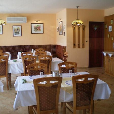 Mediterran-Apartmanok-Harkány Exteriör bild